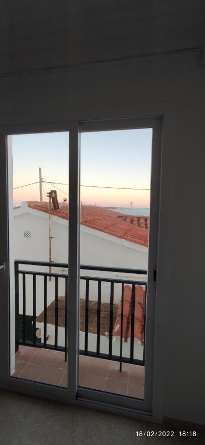 Hostal Noray Punta Prima  Exterior photo